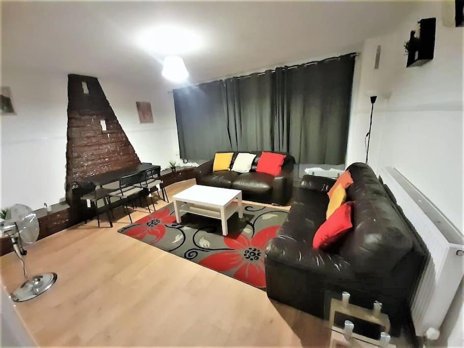 Zone 1, 3bedroom With A Garden * Londra